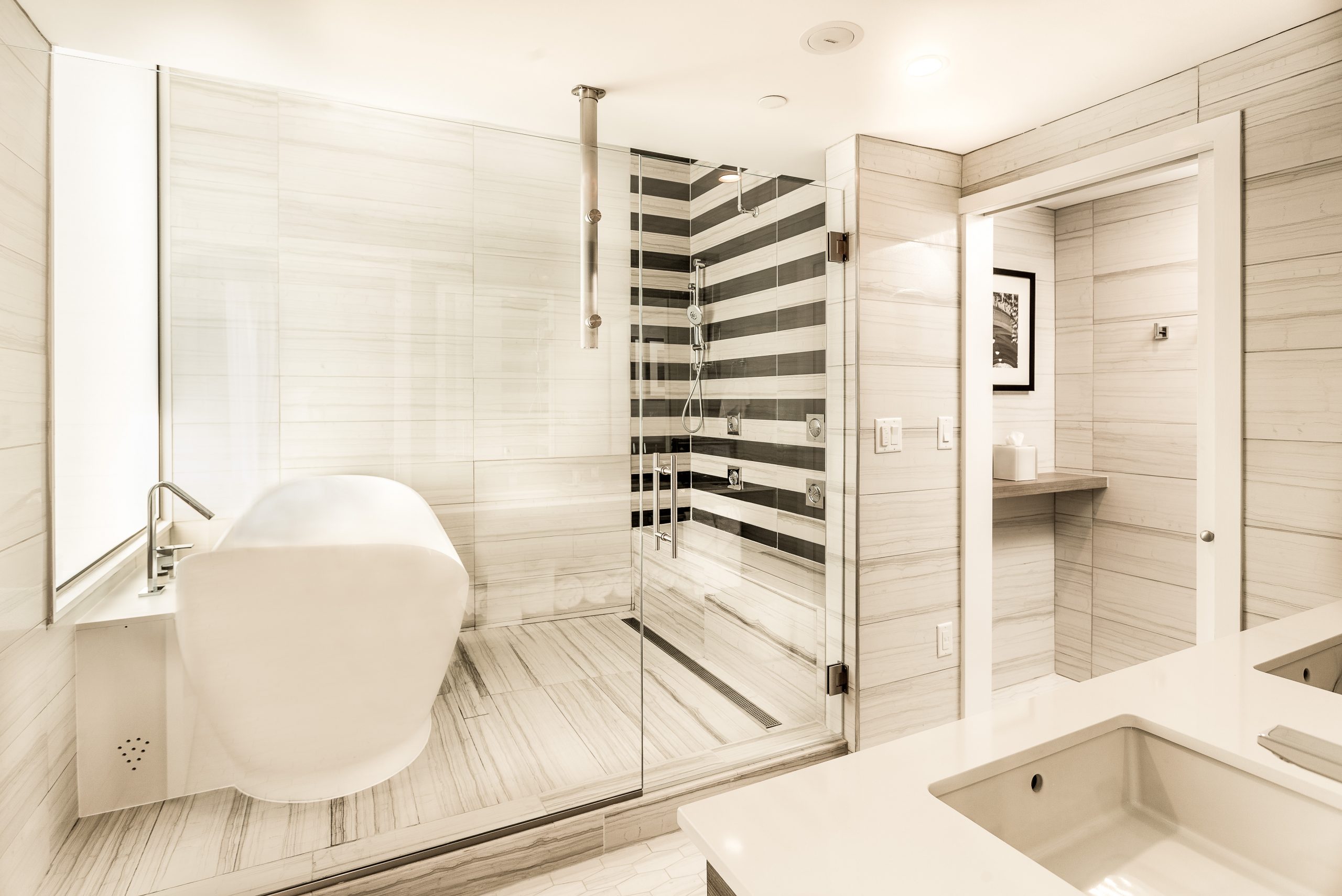 SUITE HOTEL ROOMS - Weber's Boutique Hotel and Restaurant, image size:2560x1710